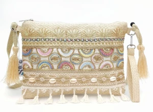 Torebka kopertówka boho etno listonoszka pleciona słomiana chwosty