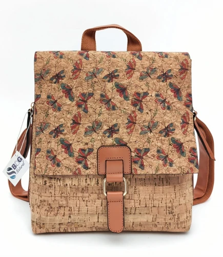 Plecak-Torebka-2w1-Korkowy-VINTAGE-Z-Korka-Z-Klapą-Wegański-Ekologiczny-Pojemny-Kieszonki-Praktyczny-Lekki-Modny-Miejski-Korek-Naturalny-Kolor-Beżowy-Wielokolorowy-Wzorki-Portugal-Motylki-SBagNatural.pl