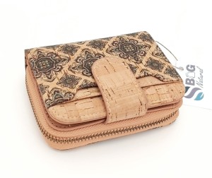 Portfel damski korkowy mały na zatrzask dwuczęściowy z korka wegański
