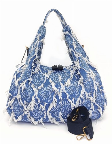Torebka Modna Jeansowa Hobo Denim Duża XXL Wegańska Pojemna Funkcjonalna Worek Z Jeansu Na Ramię Do Pracy Z Paskiem W Kwiaty Z Frędzlami Kolor Niebieski Jeans SBagNatural.pl