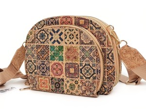 Mała Torebka Damska Listonoszka z Korka Trzy Komory Eko Boho Korkowa