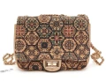 Torebka-Korkowa-Listonoszka-Z-Korka-Naturalnego-Wegańska-Na-Łańcuszku-Pojemna-Modna-Elegancka-Korek-Naturalny-Ekologiczna-Vintage-Z-Klapą-Obrotowe-Zapięcie-Zamek-Błyskawiczny-Kieszonki-Kolor-Beżowa-Wzór-Azulejo3-SBagNatural.pl