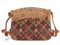 Eko-Torebka-Damska-Listonoszka-Korkowa-Trzykomorowa-Wegańska-Praktyczna-Lekka-Pojemna-Crossbody-Z-Wzorkami-Na-Prezent-Codzienna-Ekologiczna-Kolor-Beżowa-Wzór-Mandala- Mini-SBagNatural.pl